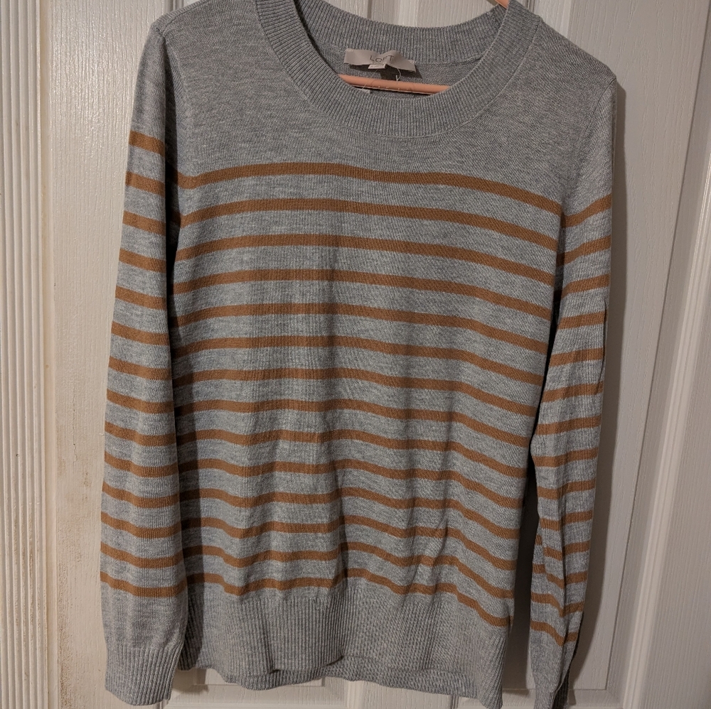 NWT Loft Crewneck Lightweight Sweater, Gray And Gold Stripes, Size Medium